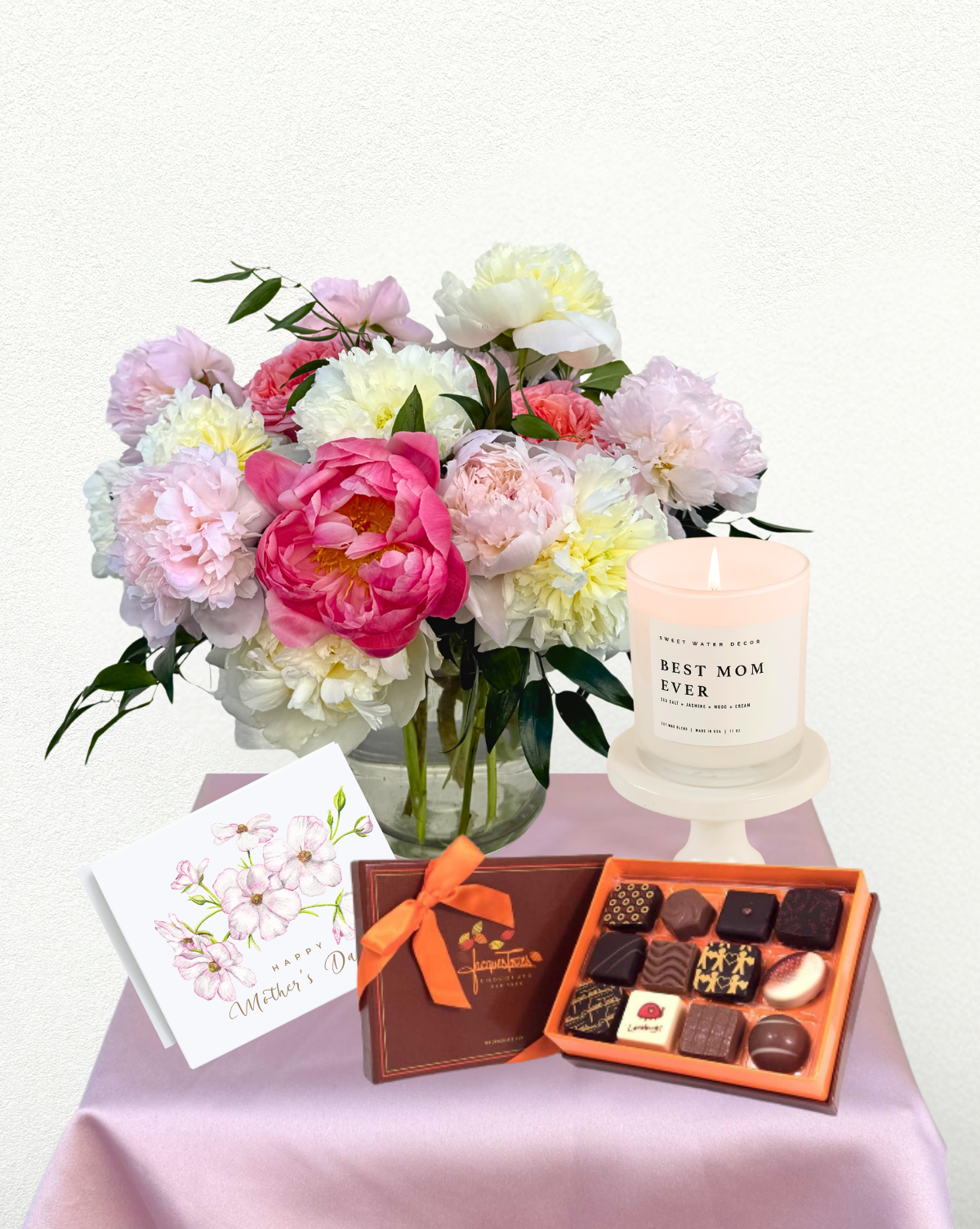 Happy Mother's Day Flowers — What to Send, by the Mom She Is